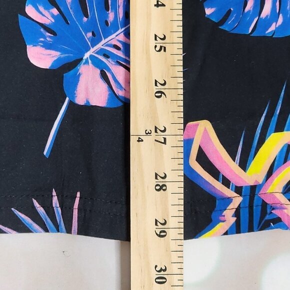 Dutch Bros Coffee Floral Artwork Short Sleeve Button Up Shirt, Men's Small - Picture 8 of 8